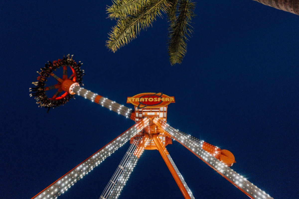 Rainbow’s End Theme Park Rainbow’s End Theme Park