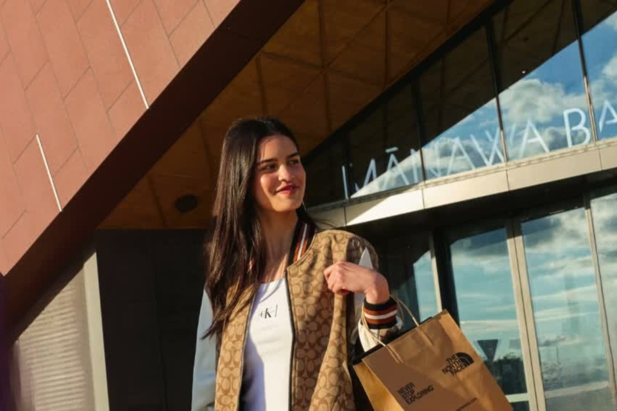 Mānawa Bay Mānawa Bay