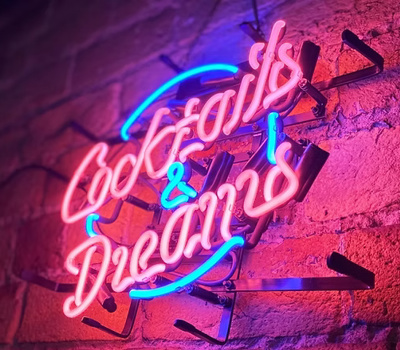 The Lumsden  Free House