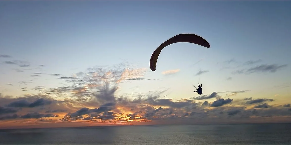 HighSide Paragliding