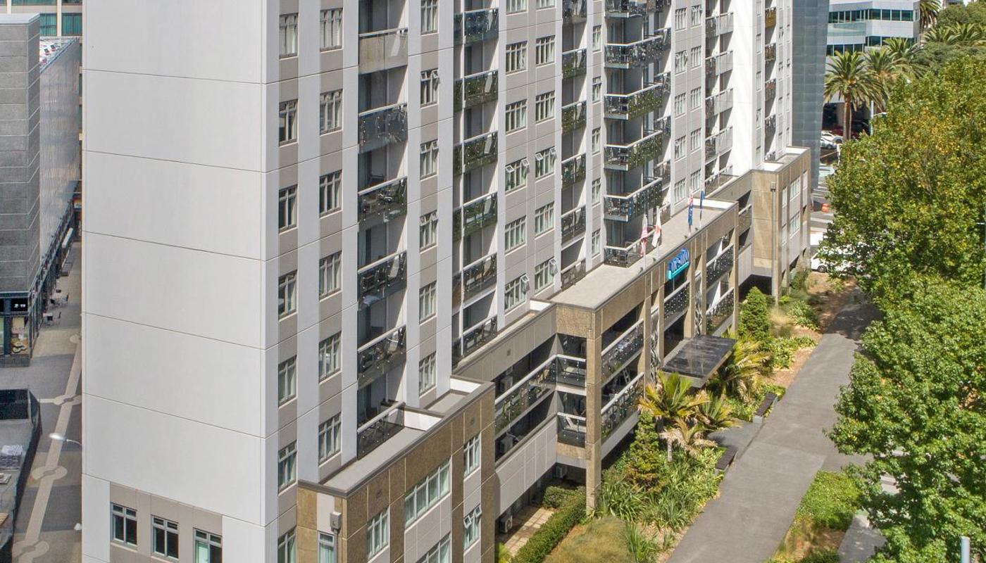 Nesuto Stadium Hotel and Apartments