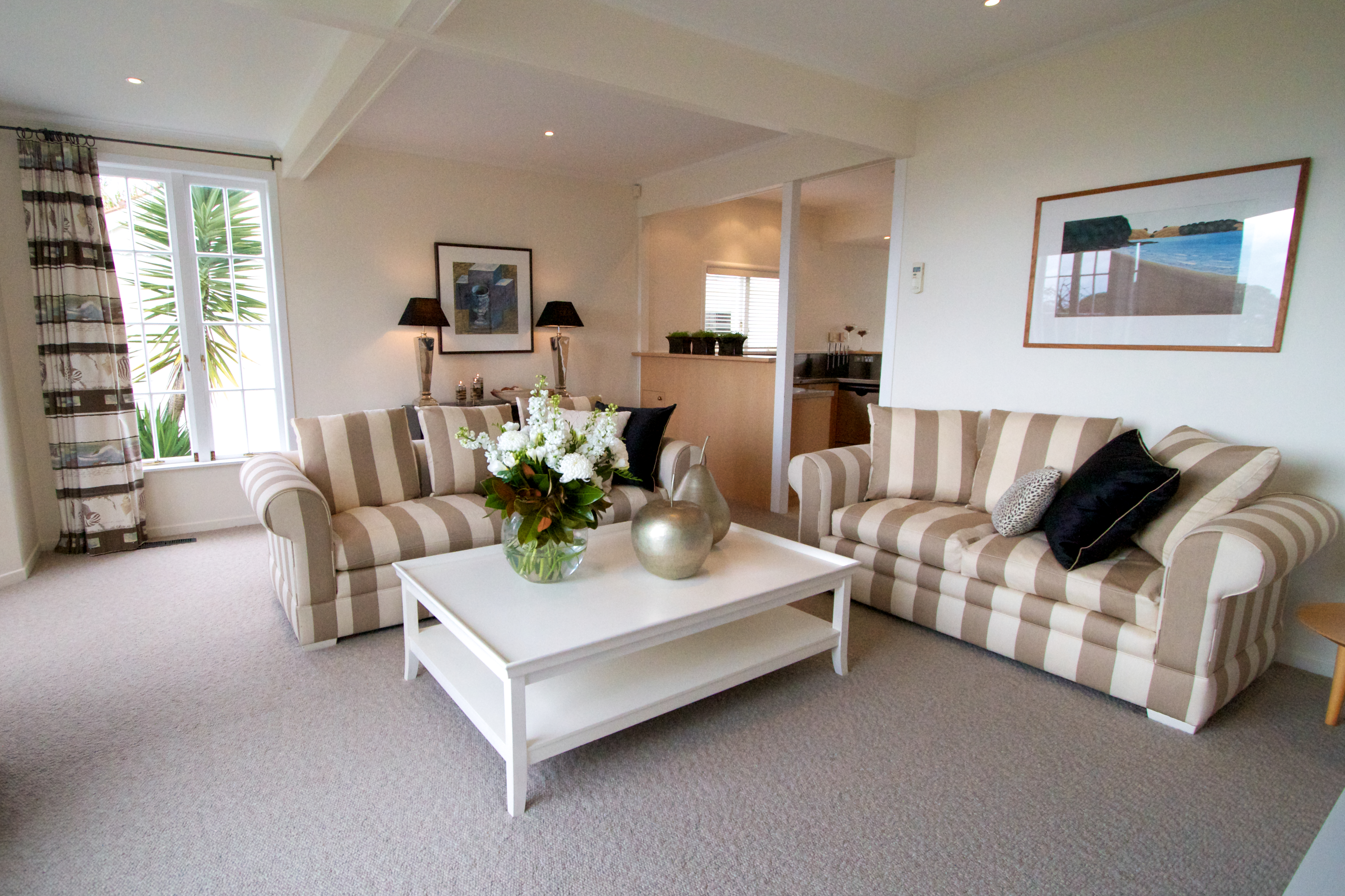 Emerald Cottage by the Beach