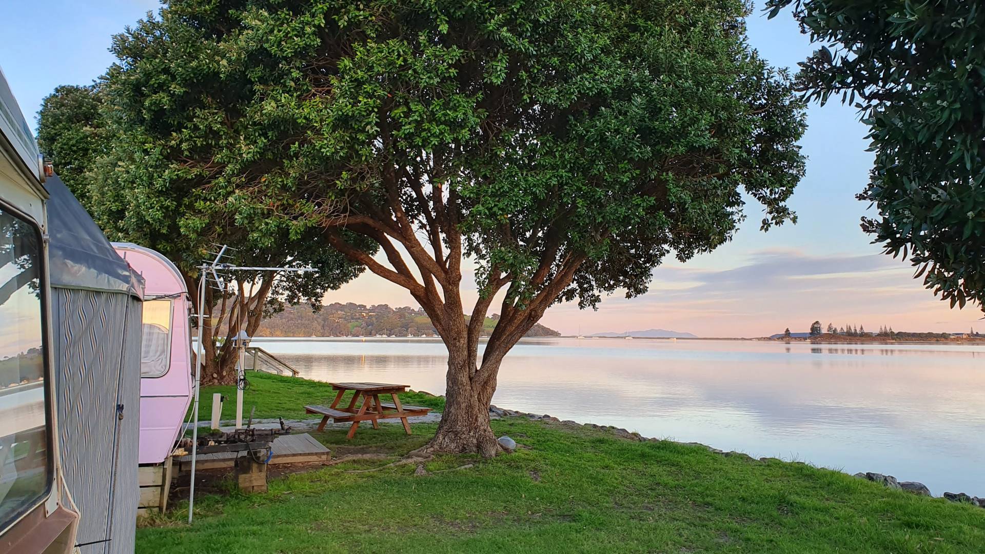 Whangateau  Holiday  Park